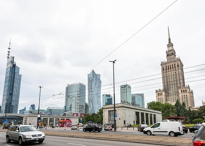 Premium Center By Bookinghost