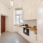Premium Center By Bookinghost Appartement