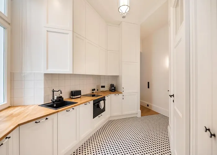 Premium Center By Bookinghost アパート