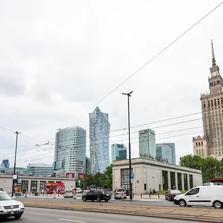 Premium Center By Bookinghost